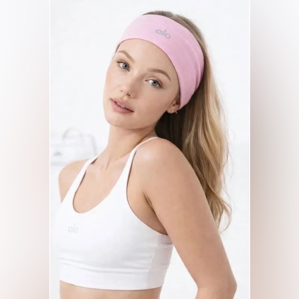 ALO Yoga Performance Conquer Headband in Pink NWT